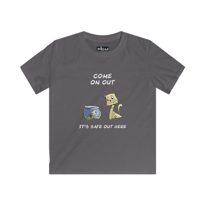 Kitty Cat Trying To Trick The Fish To Come Out. Kids Softstyle Tee