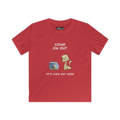 Kitty Cat Trying To Trick The Fish To Come Out. Kids Softstyle Tee