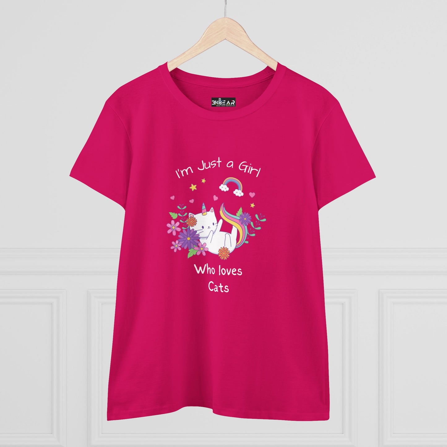 Girl Who Loves Cats T-Shirt – Purrfect Graphic Tee for Cat Lovers