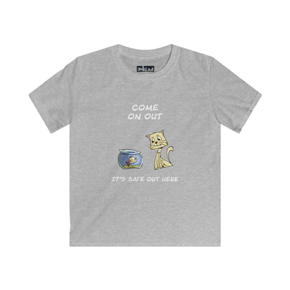 Kitty Cat Trying To Trick The Fish To Come Out. Kids Softstyle Tee