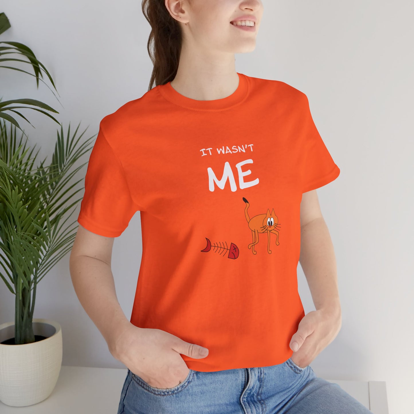Leo The Cat Didn't Do It. Unisex Jersey Short Sleeve Tee