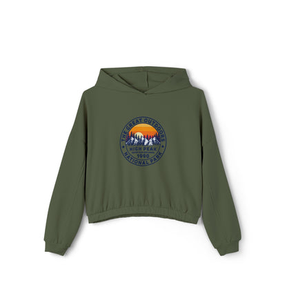 Never Stop Exploring. High Peak National Park. Women's Cinched Bottom Hoodie