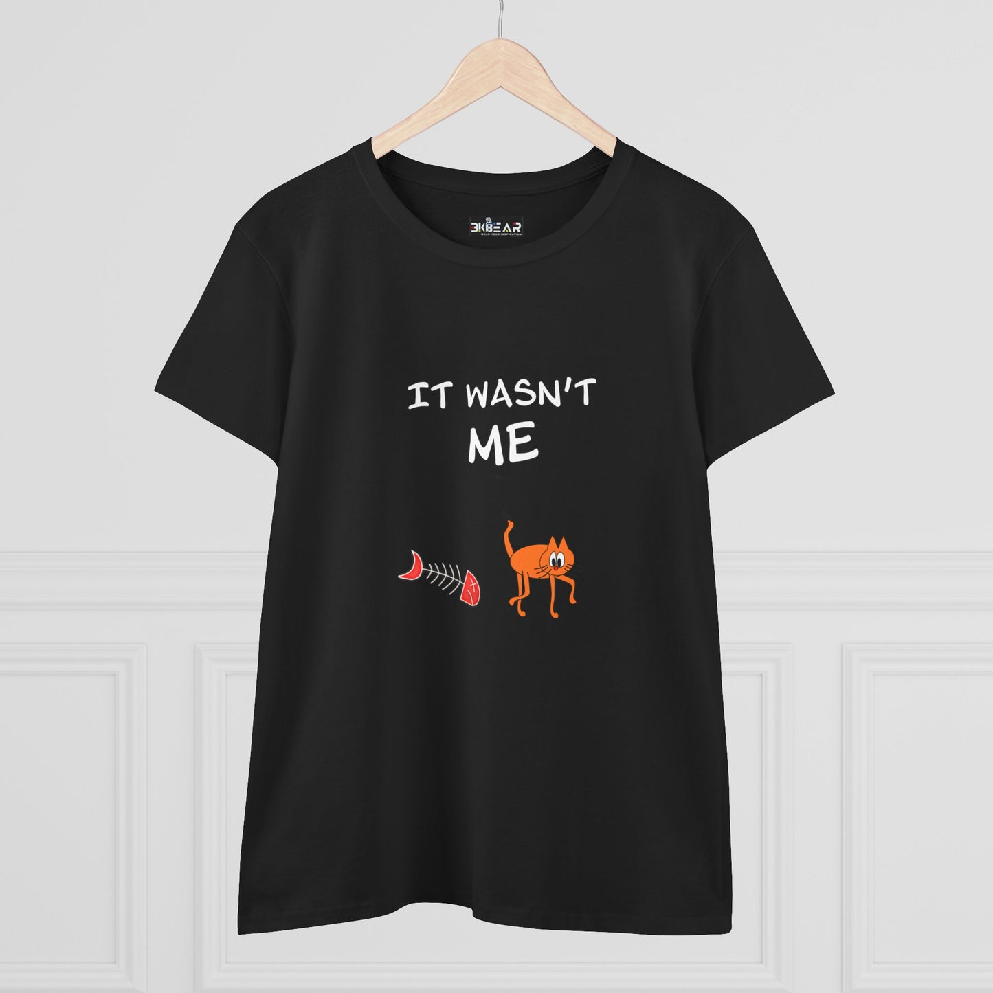 Leo The Cat Didn't Do It. Women's Midweight Cotton Tee