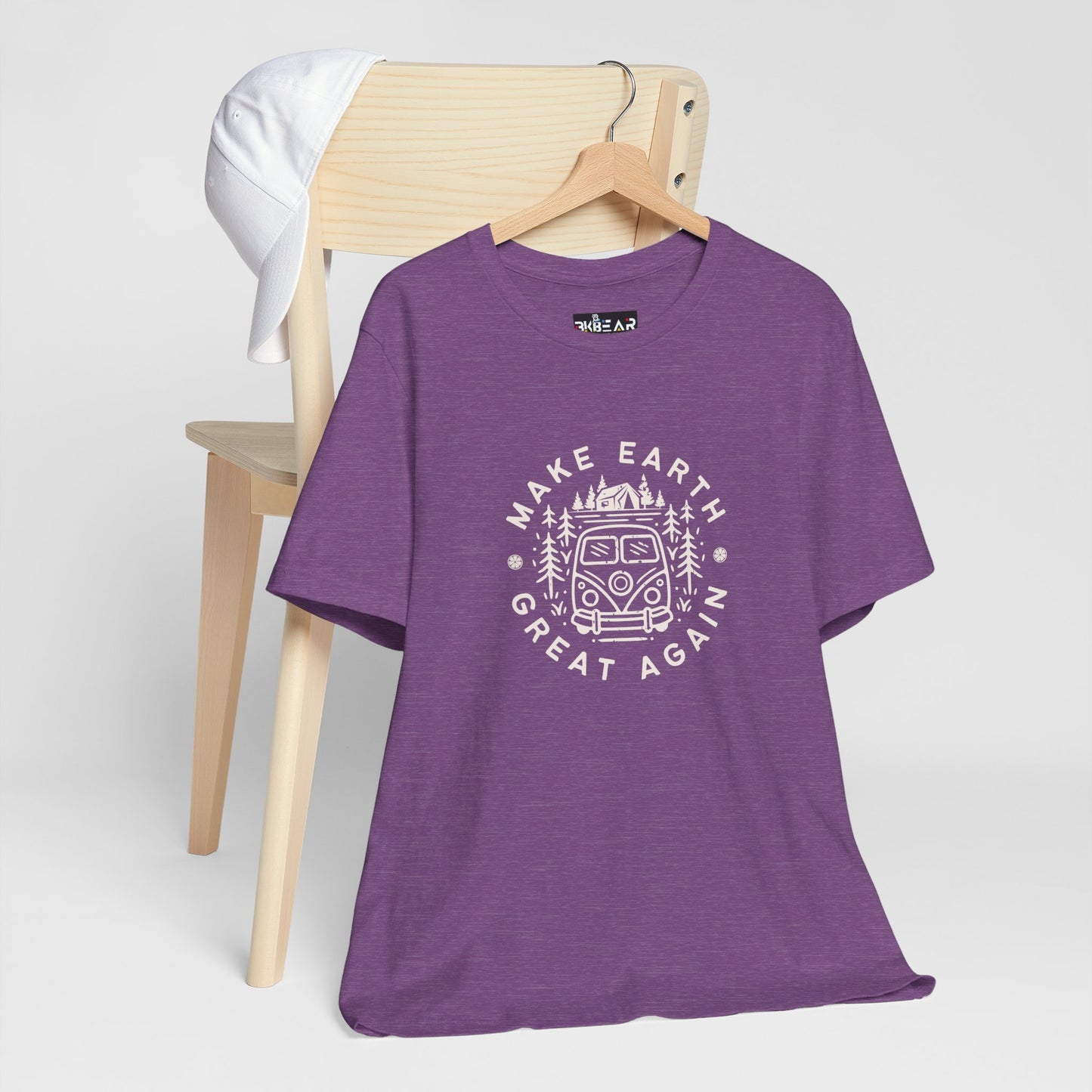 Make Earth Great Again. Relaxed mind. Unisex Jersey Short Sleeve Tee