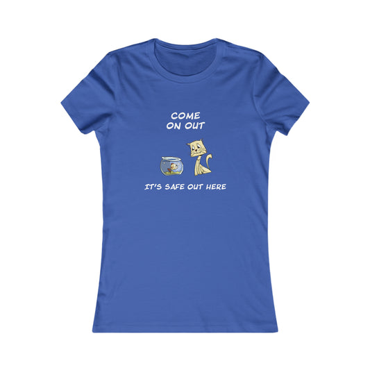 Kitty Cat Trying To Trick The Fish To Come Out. Women's Favorite Tee