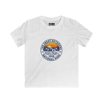 White kids shirt with The Great Outdoors High Peak National Park design and never stop exploring kids shirt text