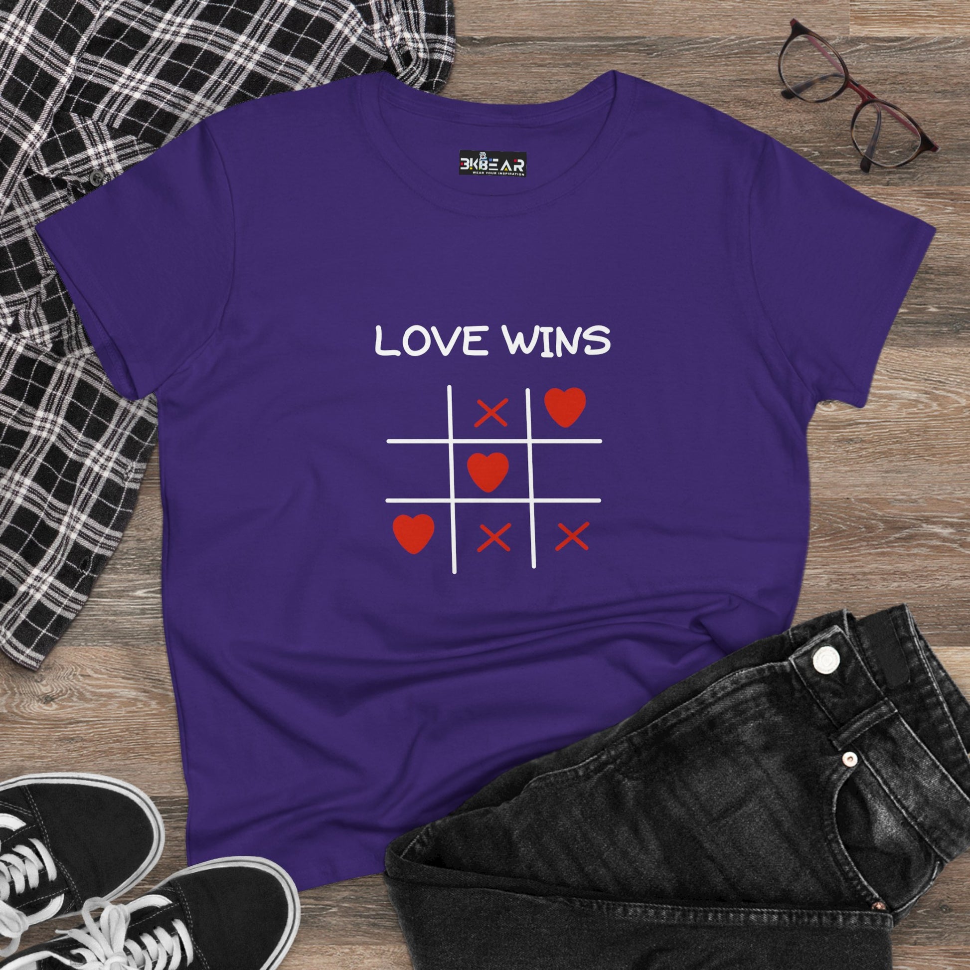 Inspirational cotton t-shirt for women in purple with love wins tic tac toe design