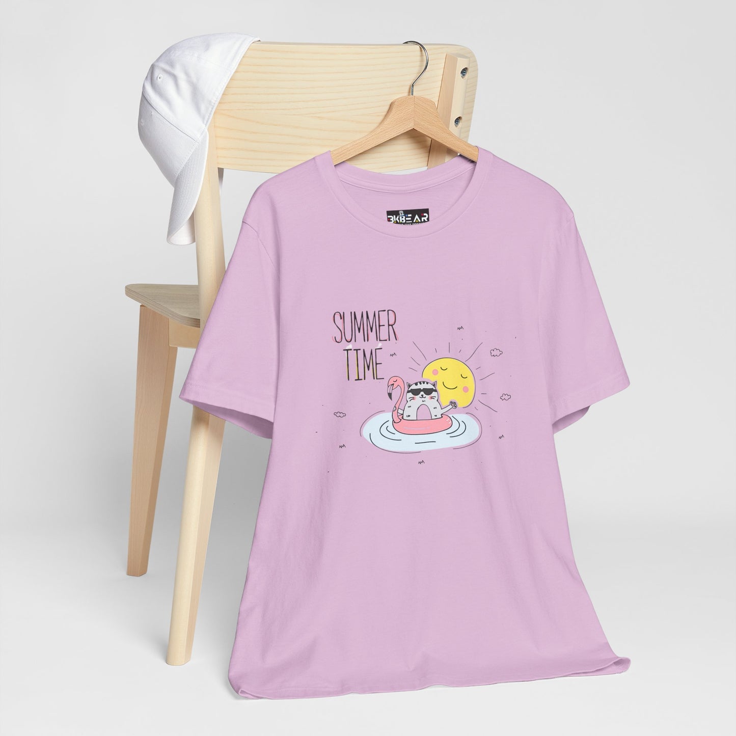 Jingles The Summertime Cat.  Women's Unisex Jersey Short Sleeve Tee