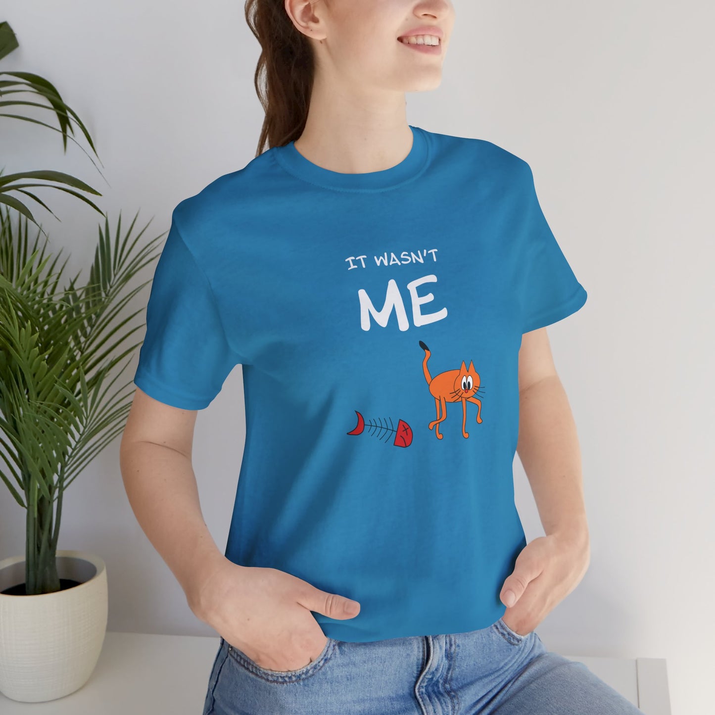 Leo The Cat Didn't Do It. Unisex Jersey Short Sleeve Tee
