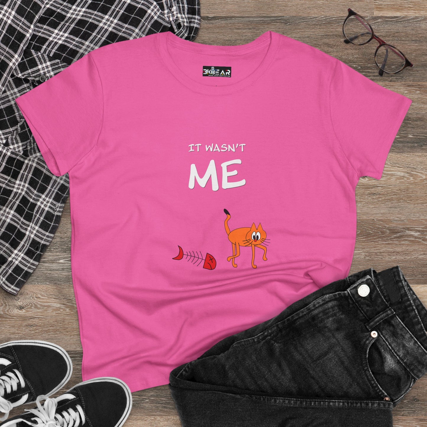 Leo The Cat Didn't Do It. Women's Midweight Cotton Tee