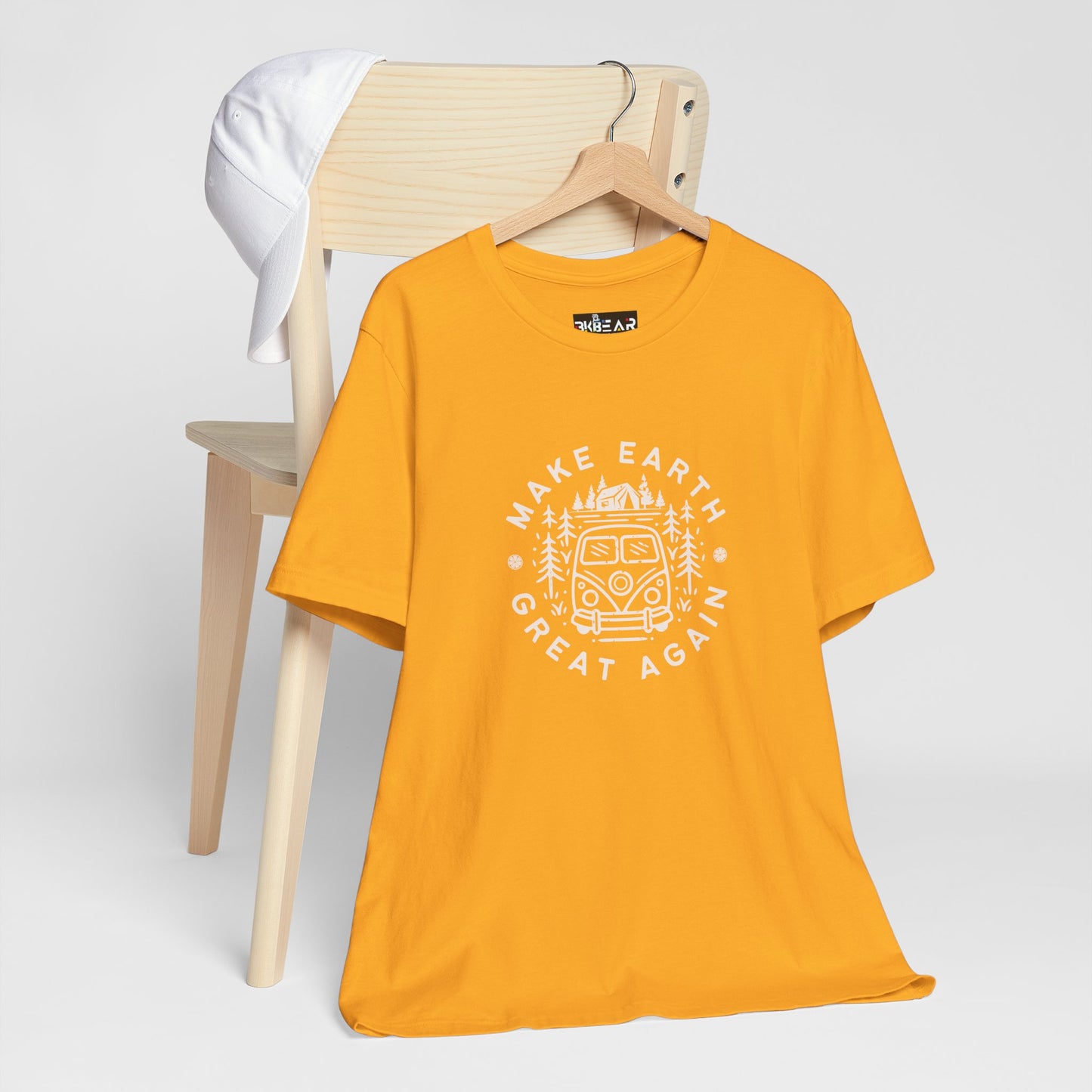 Make Earth Great Again. Relaxed mind. Unisex Jersey Short Sleeve Tee