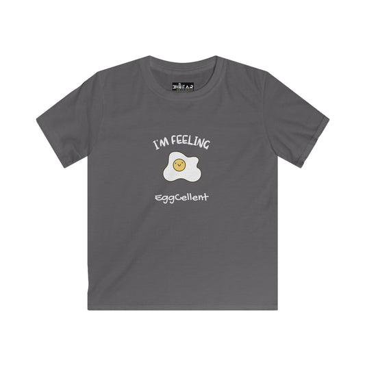 Printify gray kids t-shirt with smiling fried egg and I’m feeling eggcellent kids tee design