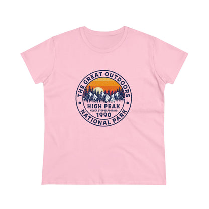 Pink national park t-shirt for women with high peak mountain design and sunset graphic
